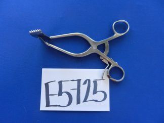 E5725 V. Mueller NL5390-002 Williams 50x20mm Retractor Right Hook