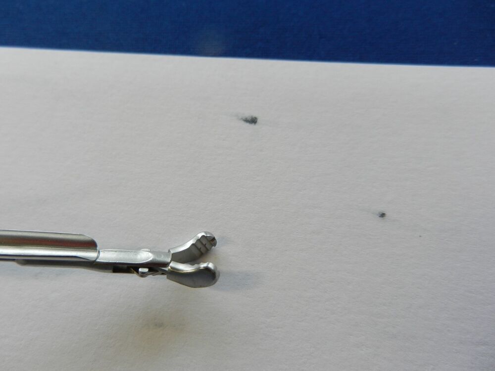 Storz 26072FS Optical Grasping Forceps 26cm Overall Length - Image 4