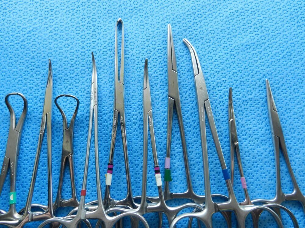 D4251 Codman Pilling V. Mueller Surgical Forceps Lot Of 15 - Image 4