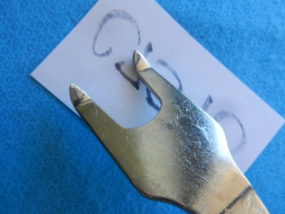 Zimmer Surgical Orthopedic 2 Prong Blount Retractor 249 - Image 4