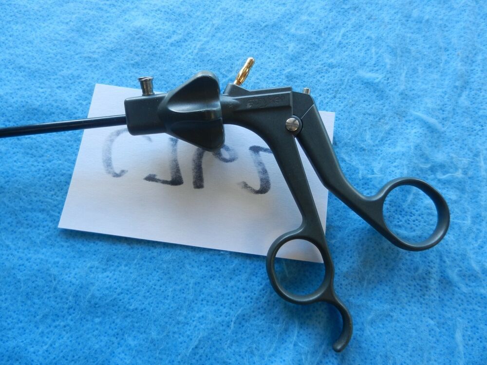 Stryker Surgical Laparoscopic 5mm Fenestrated Grasping Forceps 250-080-322 - Image 5