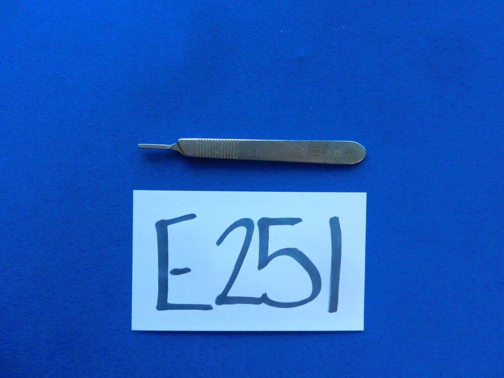 E251 Aesculap #3 Scalpel Handle 5" Overall Length BB074R