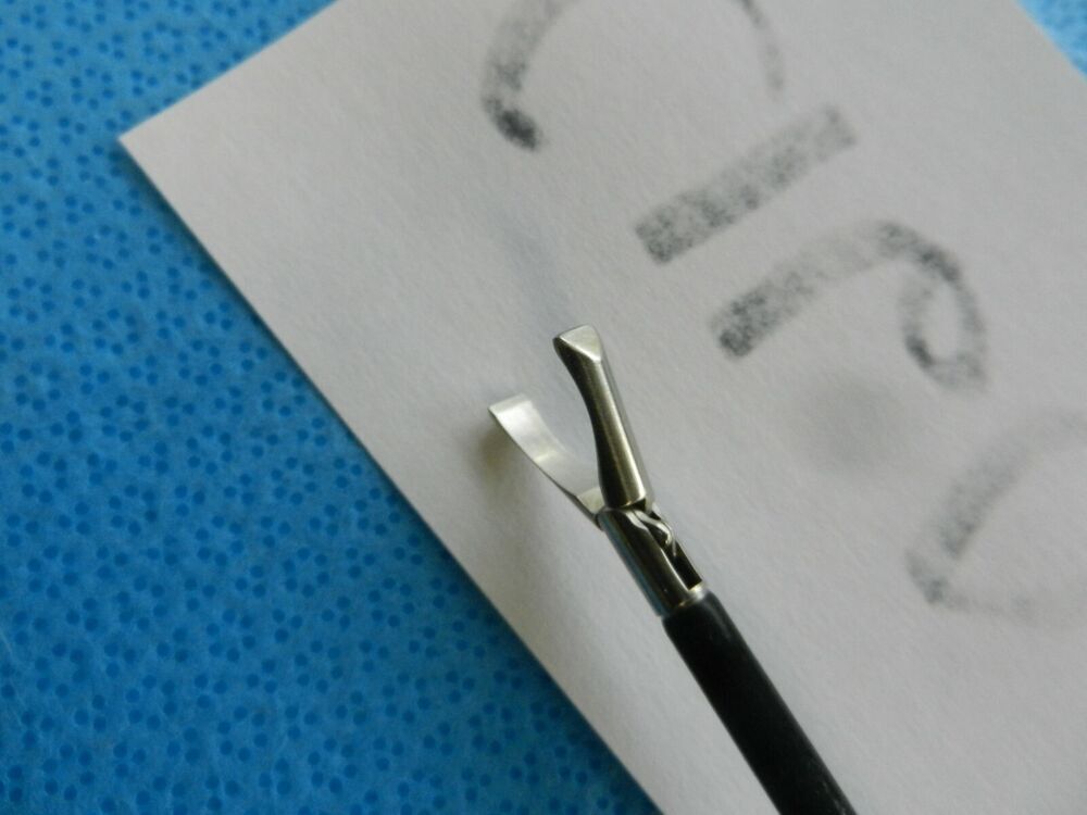 R. Wolf Surgical Laparoscopic 5mm Grasping Forceps 8384.036 - Image 4
