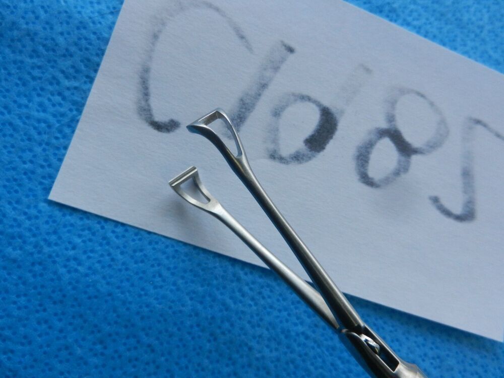 V. Mueller Surgical Laparoscopic 10mm Babcock Grasping Forceps LA2036 - Image 4