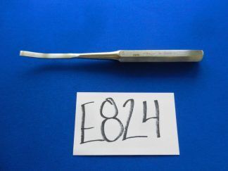 E824 V. Mueller OS4295-011 Hibbs Curved Osteotome 1/4"
