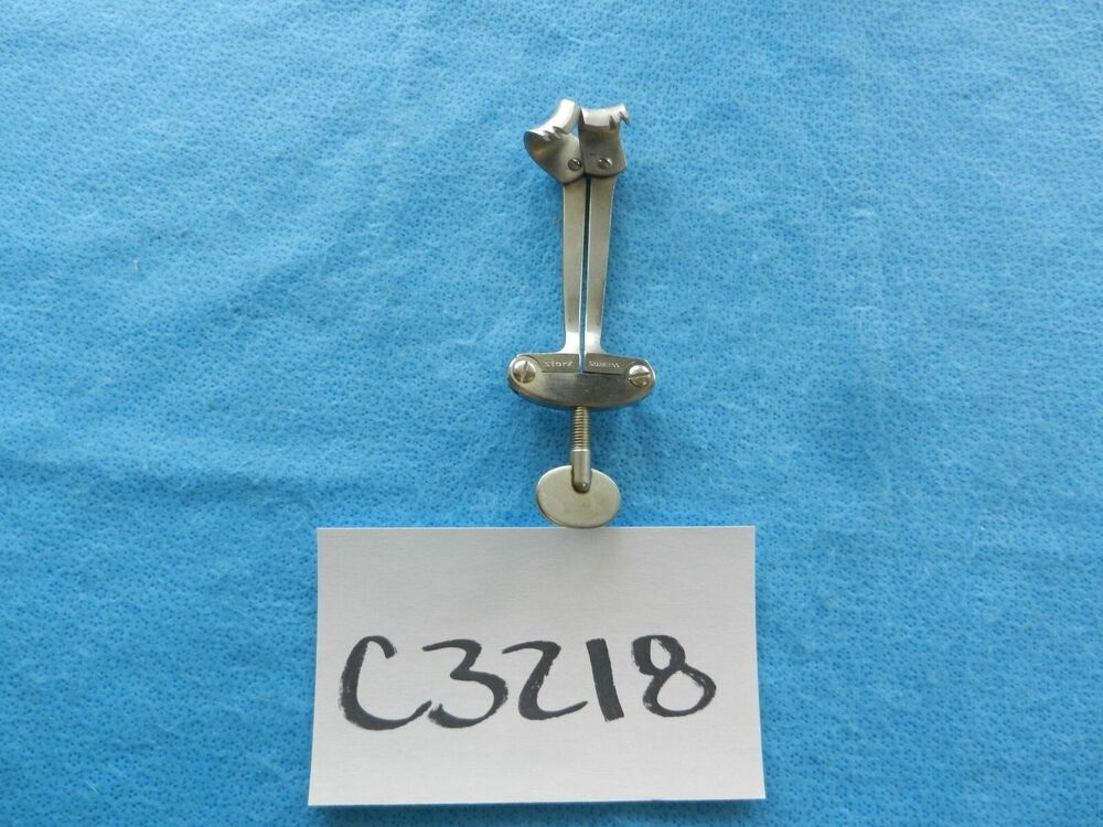 Storz Surgical Ophthalmic 5in Retractor