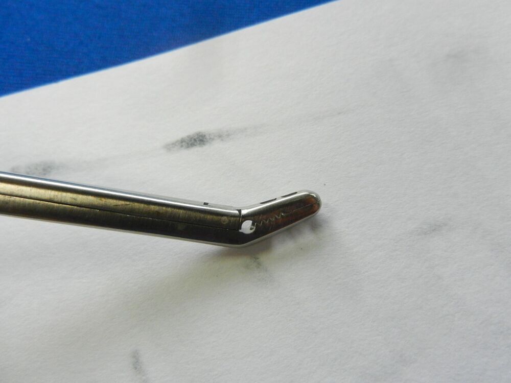 E2290 Aesculap FF543R Caspar Rongeur with Teeth 3x12mm 6.25" Length - Image 3