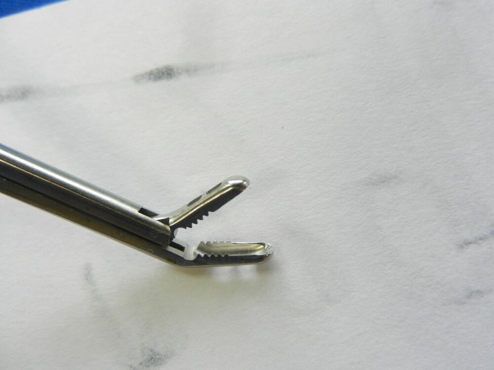 E2290 Aesculap FF543R Caspar Rongeur with Teeth 3x12mm 6.25" Length - Image 4