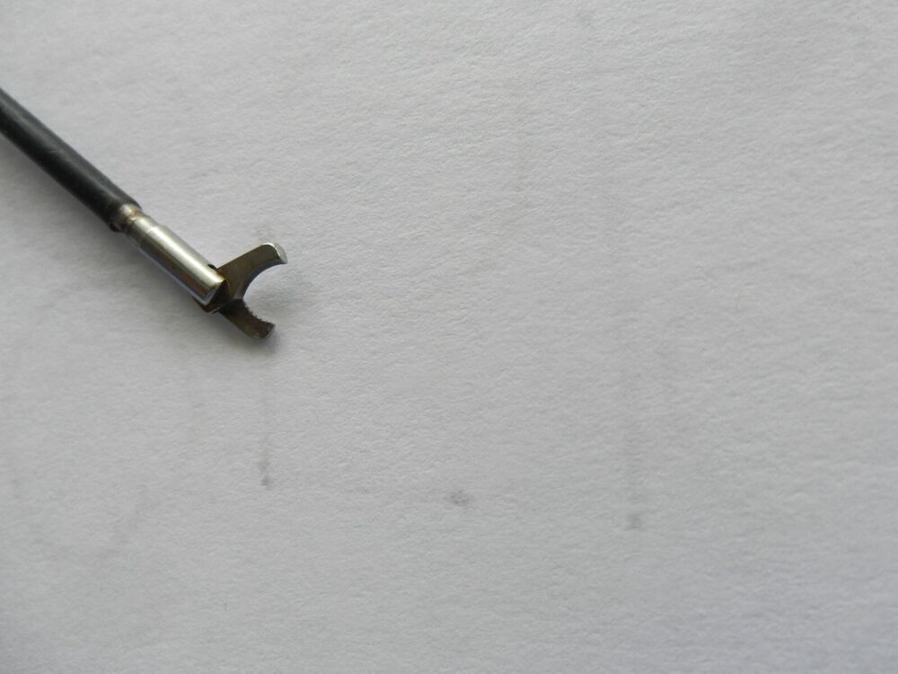D8519 R. Wolf Surgical Laparoscopic Hook Scissors 3mm x 30.5cm 8379.02 - Image 4
