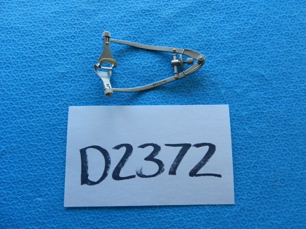 D2372 Storz Surgical Maumenee-Park Speculum E4006