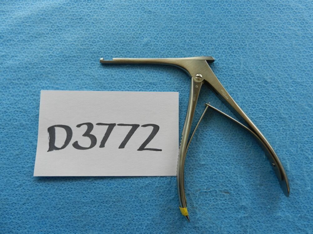 D3772 Storz Surgical 90 Degree 4in 3mm Size 0 Rongeur N1950