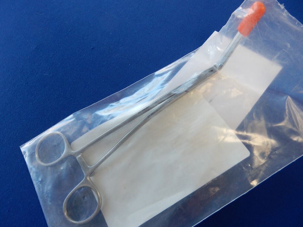 **NEW** Symmetry 37-1182 DeBakey 30 Degree Angled Multi Purpose Clamp 75mm Jaws - Image 3