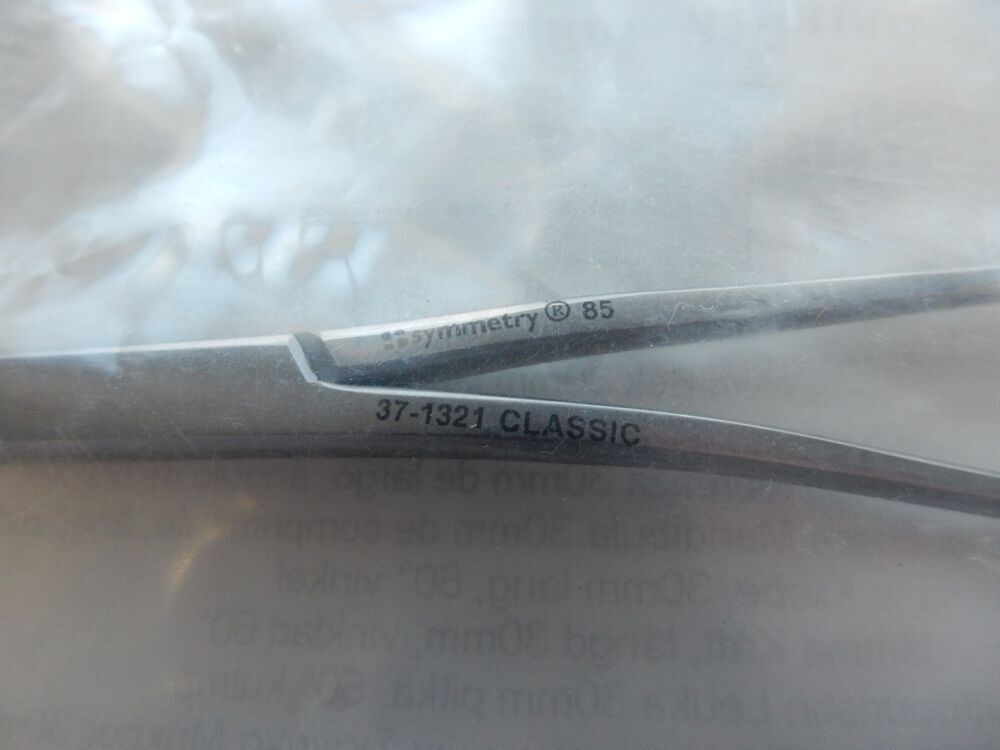 **NEW** Symmetry 37-1321 DeBakey Long 60 Degree Angled Multi Purpose Clamp - Image 4