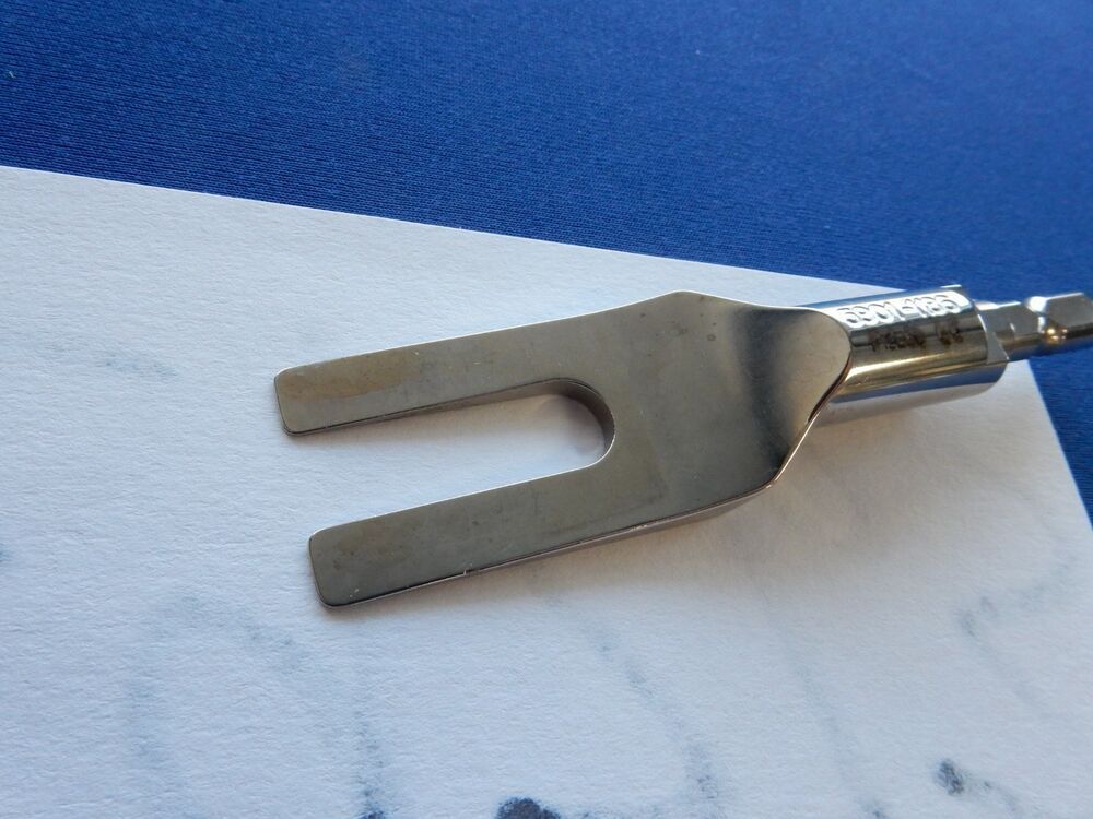 Stryker 5901-1186 Forked Removal Tool - Image 3