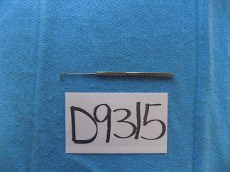 D9315 Storz Graefe Strabismus 9.0mm Hook 14cm Length E0592