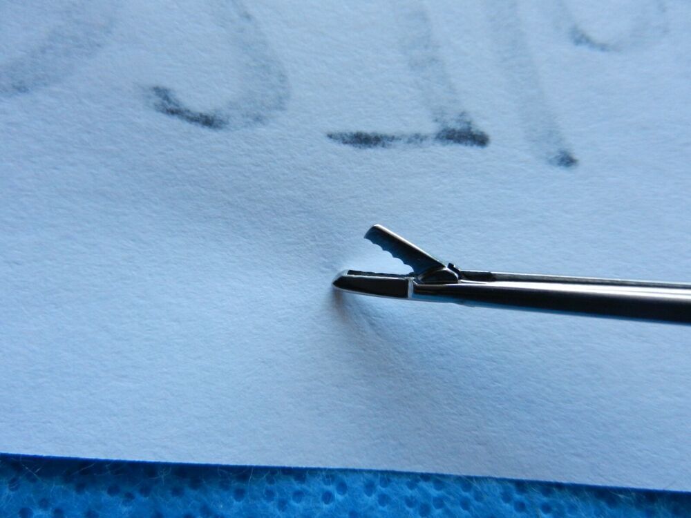 D2760 Acufex Surgical Straight Scissor Punch Forceps 7207047 - Image 3