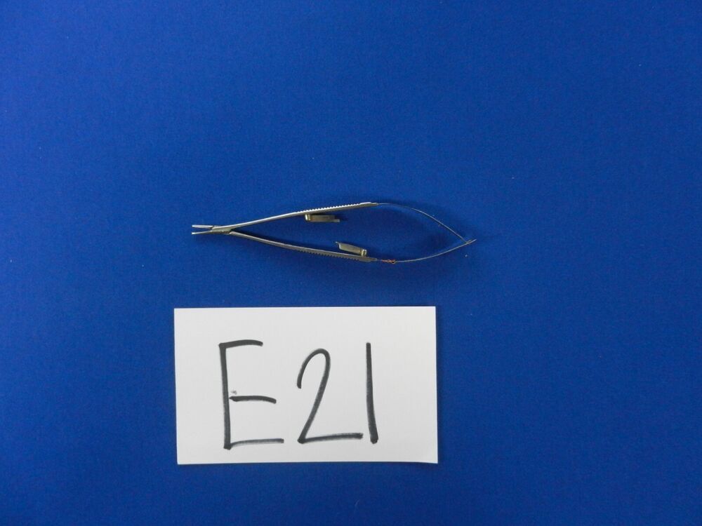 E21 Storz Surgical Castroviejo 10mm Straight Medium Needle Holder 13.6cm E3861