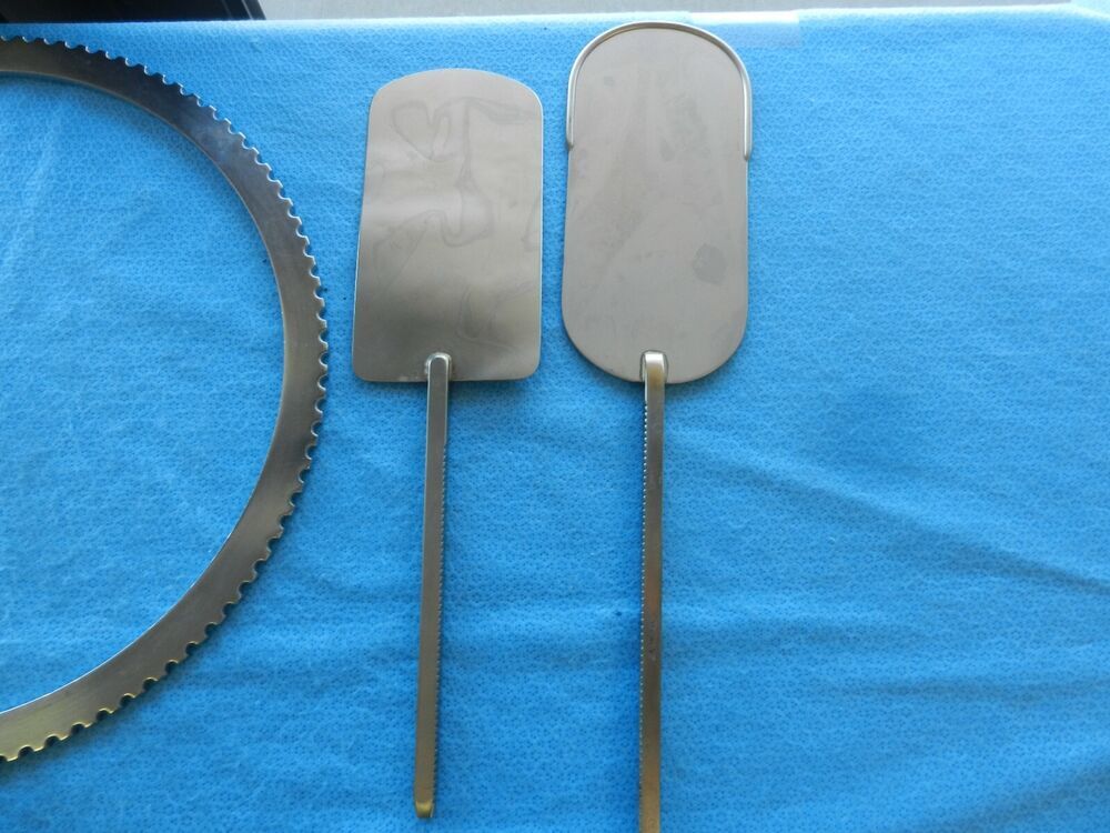 Codman V. Mueller Millennium Surgical Universal Ring Retractor Instrument Set - Image 6