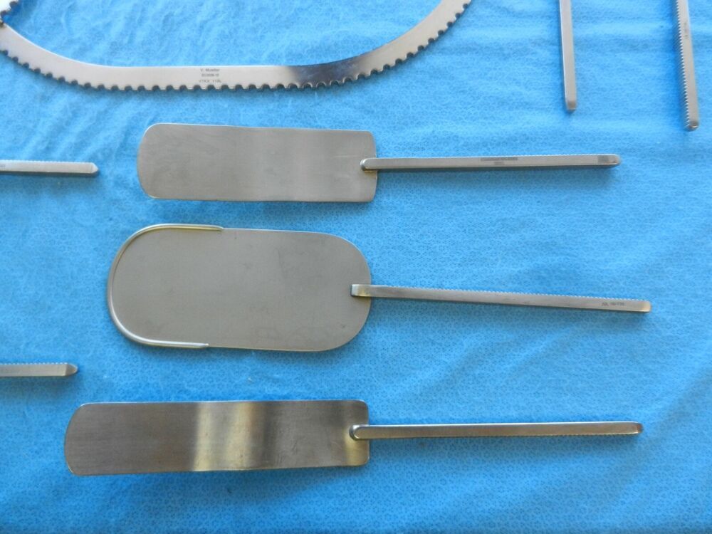 Codman V. Mueller Millennium Surgical Universal Ring Retractor Instrument Set - Image 7