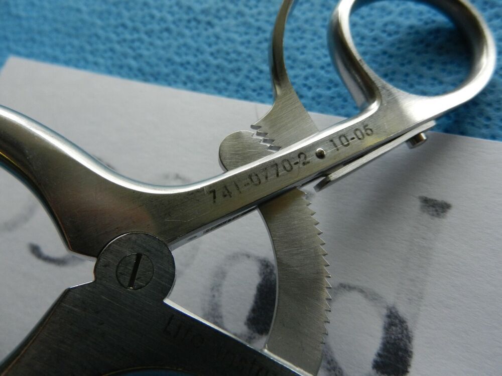 D2099 Life Instruments Surgical 70 X 20mm Right Ducker Retractor 741-0770-2 - Image 4
