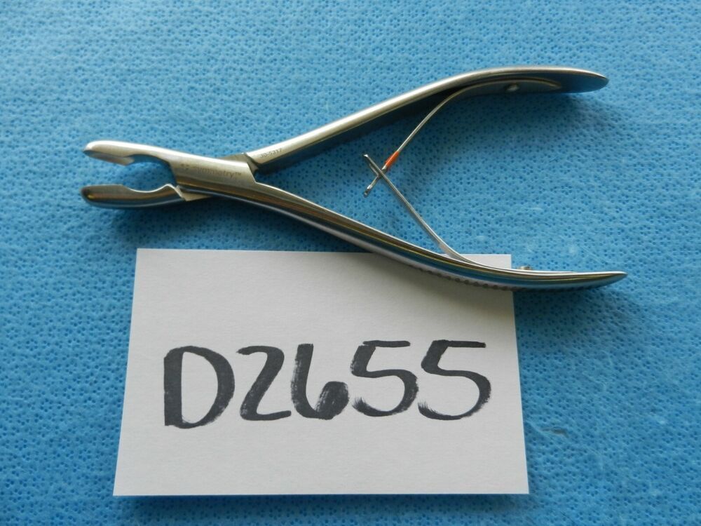 D2655 Codman Symmetry Surgical Curved Luer Rongeur 30-5317