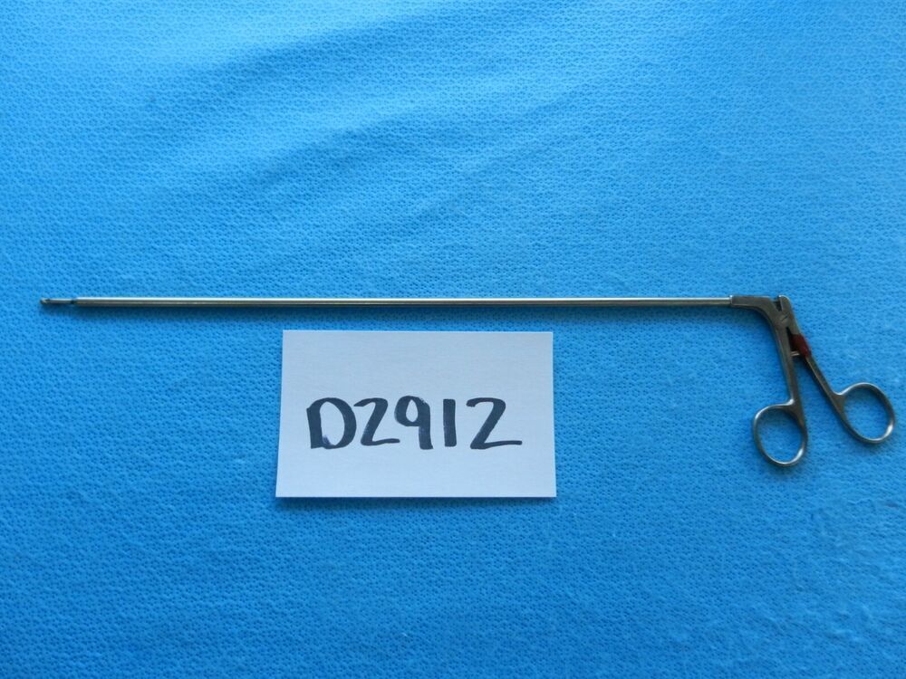 D2912 V. Mueller Endolap Surgical 5mm 32cm Cup Forceps F260.31