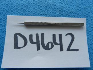 D4642 Storz .2mm Hook w/ Straight Shaft Flat Serrated Handle E0545