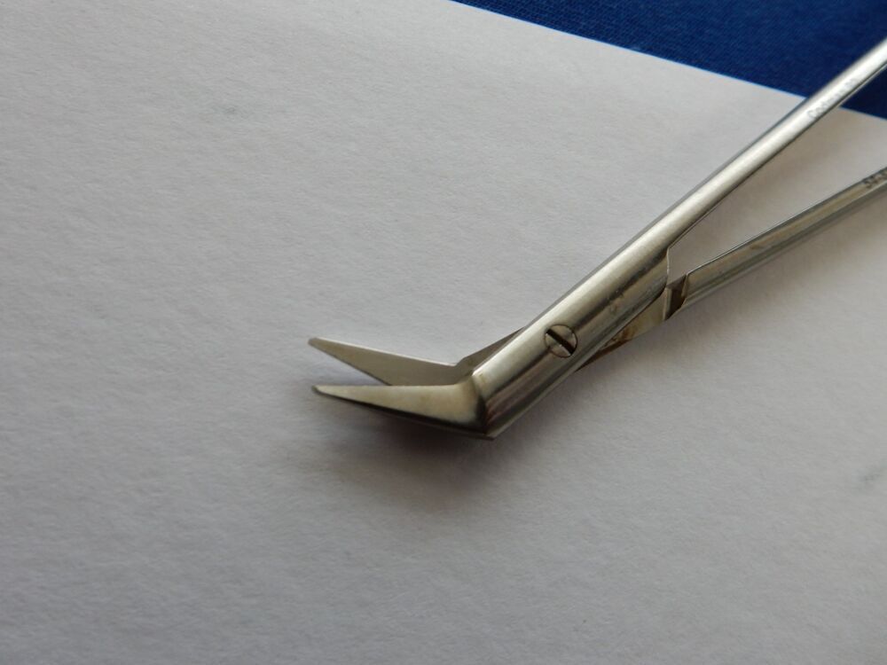 Codman 54-8008 Angled Vascular Scissor - Image 4