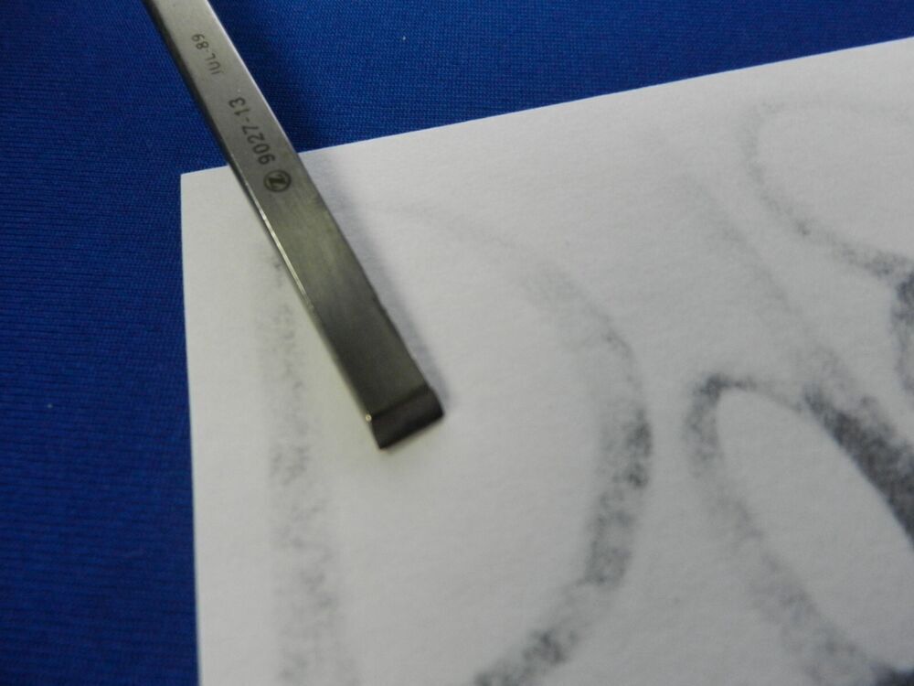 D9890 Zimmer Surgical Orthopedic Chisel 21.5cm Length 9027-13 - Image 3