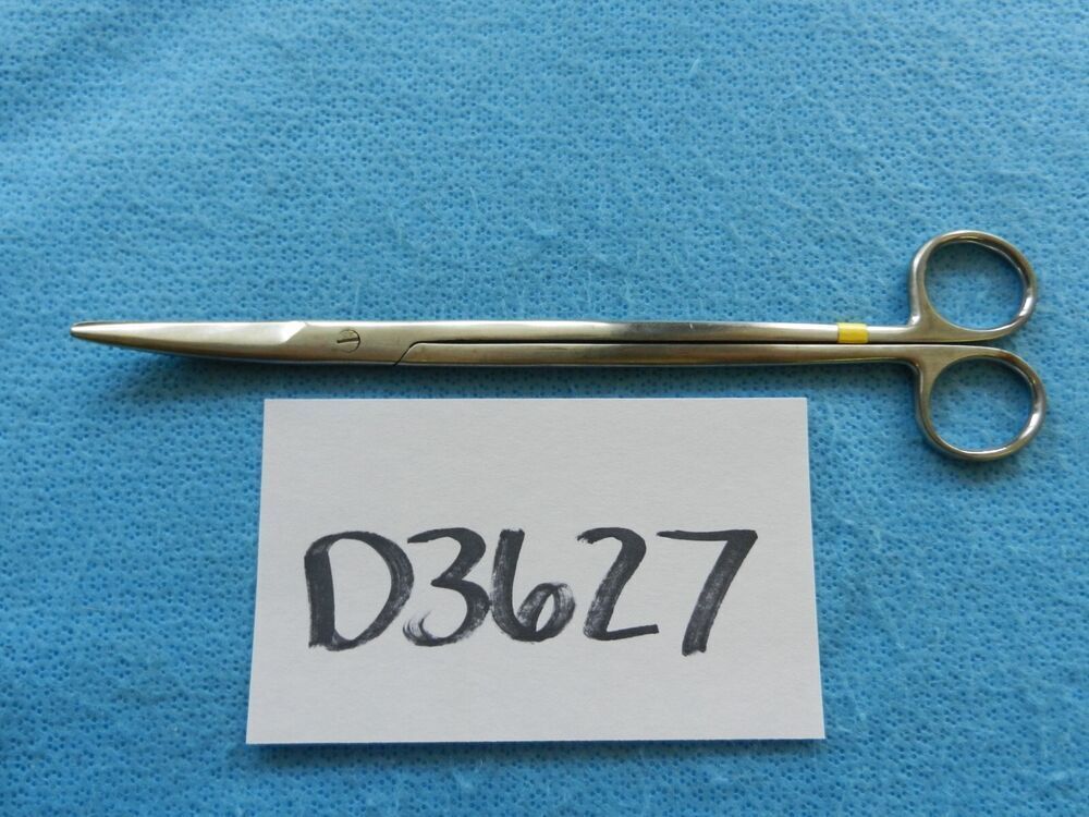 D3627 Surgical 8-3/4in Curved Scissors
