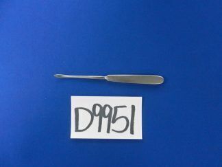 D9951 Aesculap Surgical Quervain 6.0mm Curved Blade FK133R