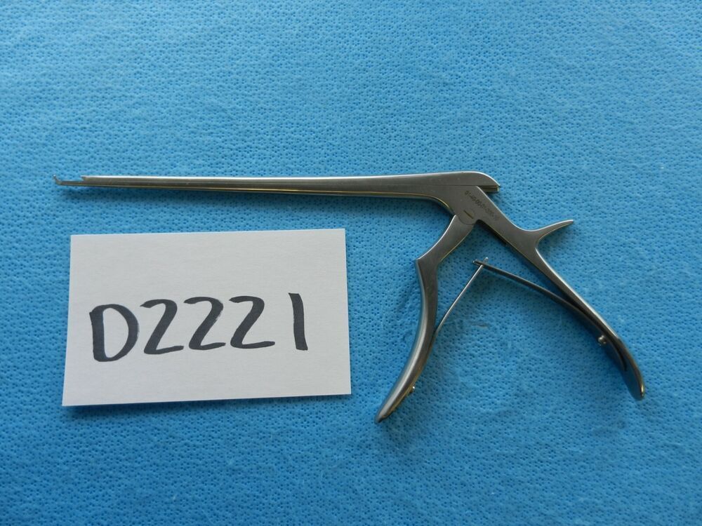 D2221 Zimmer Surgical 1mm 40 Degree 8in Rongeur 01-40-00-01-200-10