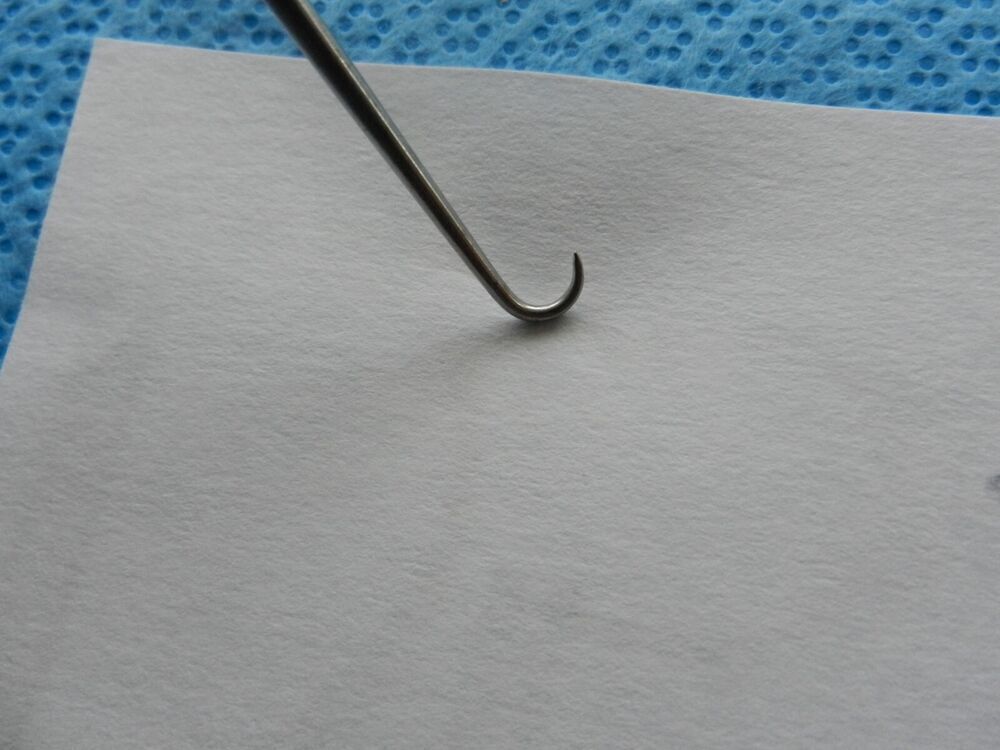 D5213 Codman ENT Sharp Hook 38-6652 - Image 3