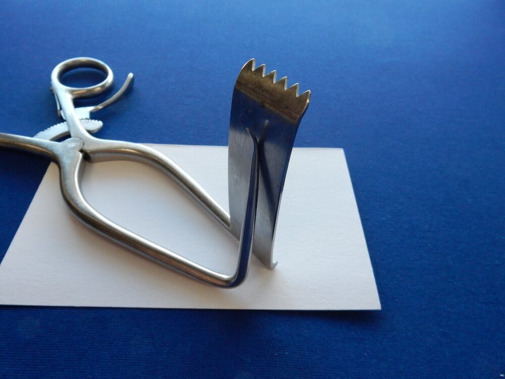 Codman 80-1653 Williams Microlumbar Retractor 20mm x 70mm Right Blade - Image 4