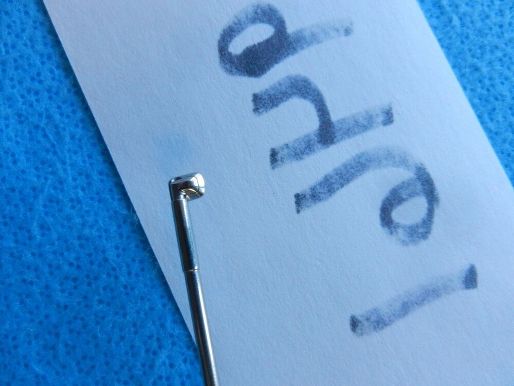 Acufex Surgical Arthroscopic Cigar Handle 2.2mm Right Punch 010907 - Image 3