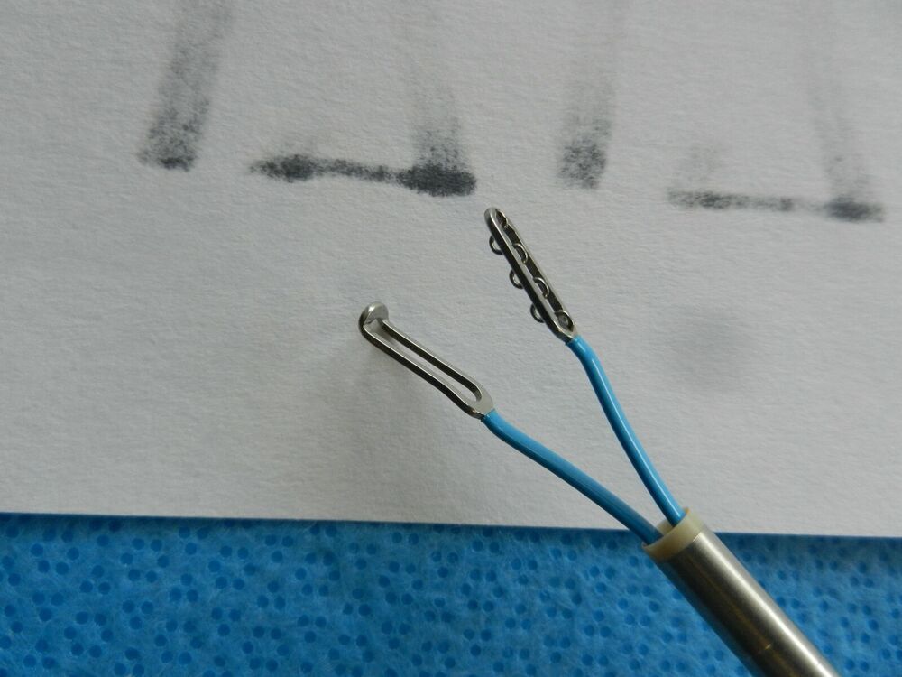 Stryker Surgical Laparoscopic 5mm Fenestrated Forceps 250-080-360 - Image 4
