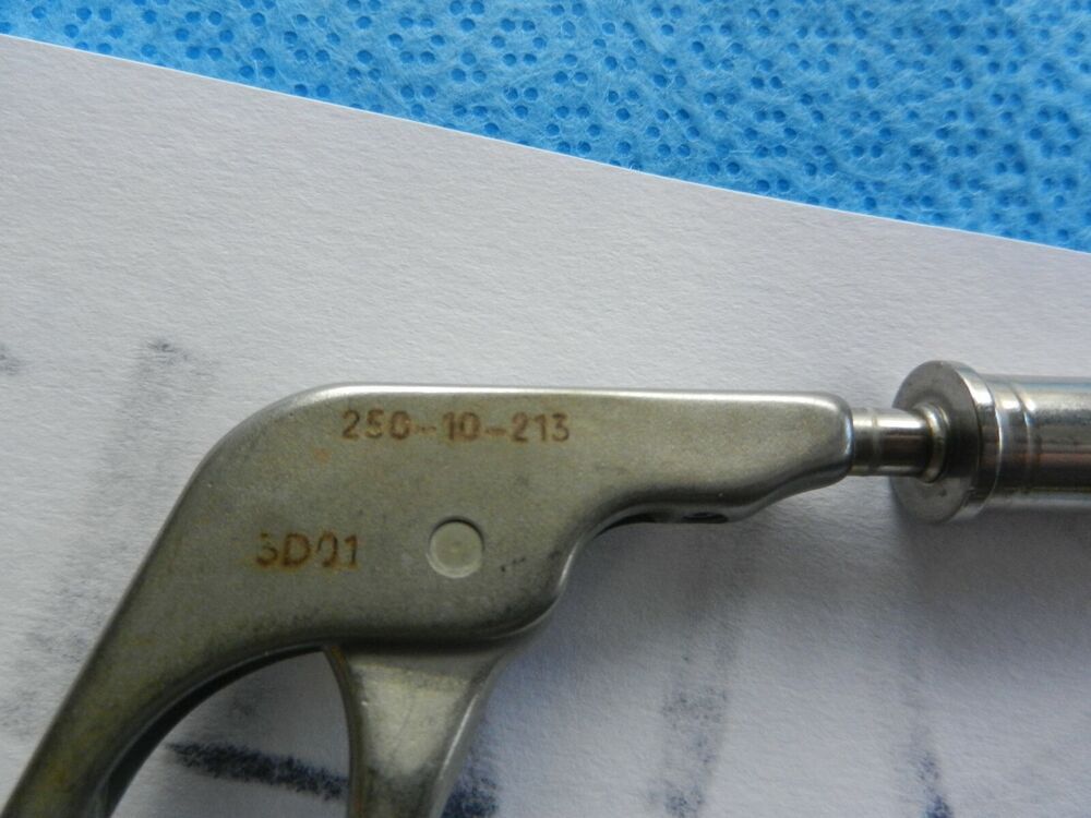 Stryker Surgical Laparoscopic 10mm 32cm Biopsy Cup Forceps 250-10-213 - Image 5