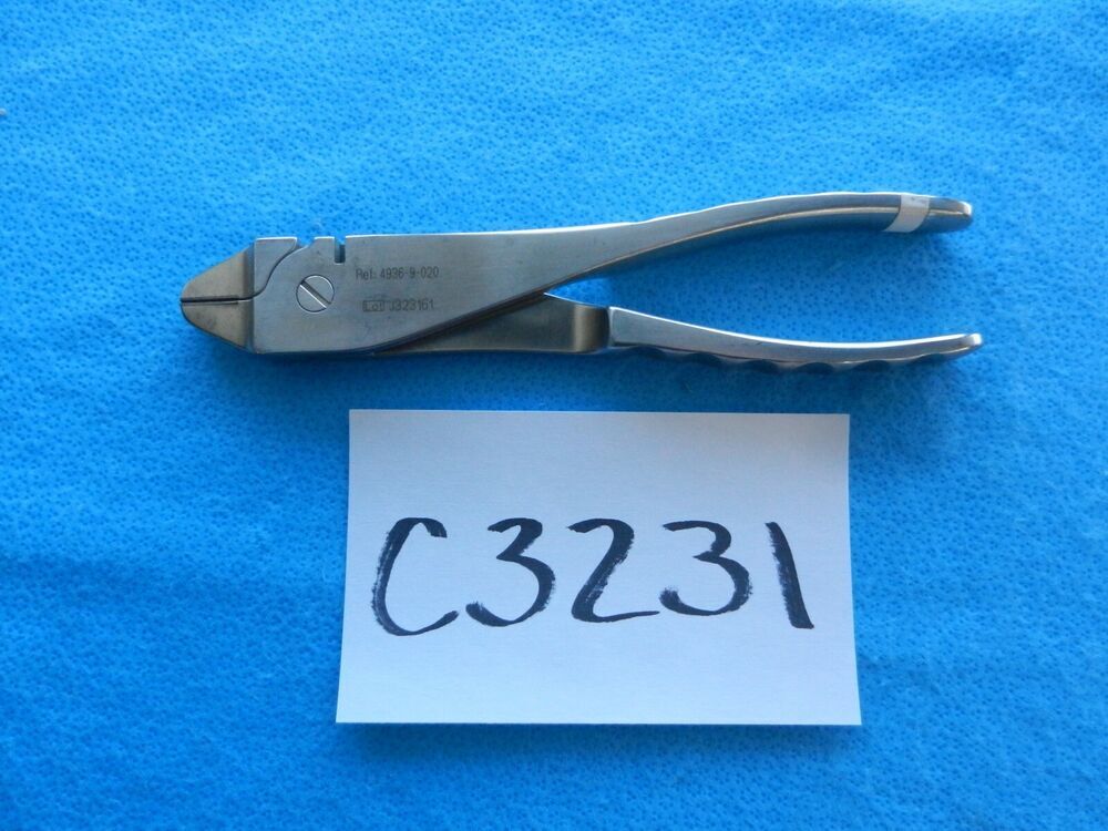 Stryker Surgical Orthopedic Cutting & Bending Pliers 4936-9-020