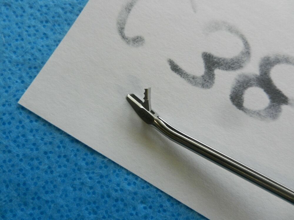 Stryker Surgical Orthopedic 4mm Up Biting Hip Biter 0242-200-007 - Image 4