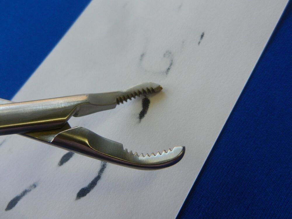 E3086 Stryker 702932 VariAx Lobster Claw Reduction Forceps - Image 4
