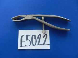 E5022 Stryker Howmedica 6704-9-500 Dall Miles Holding Forceps