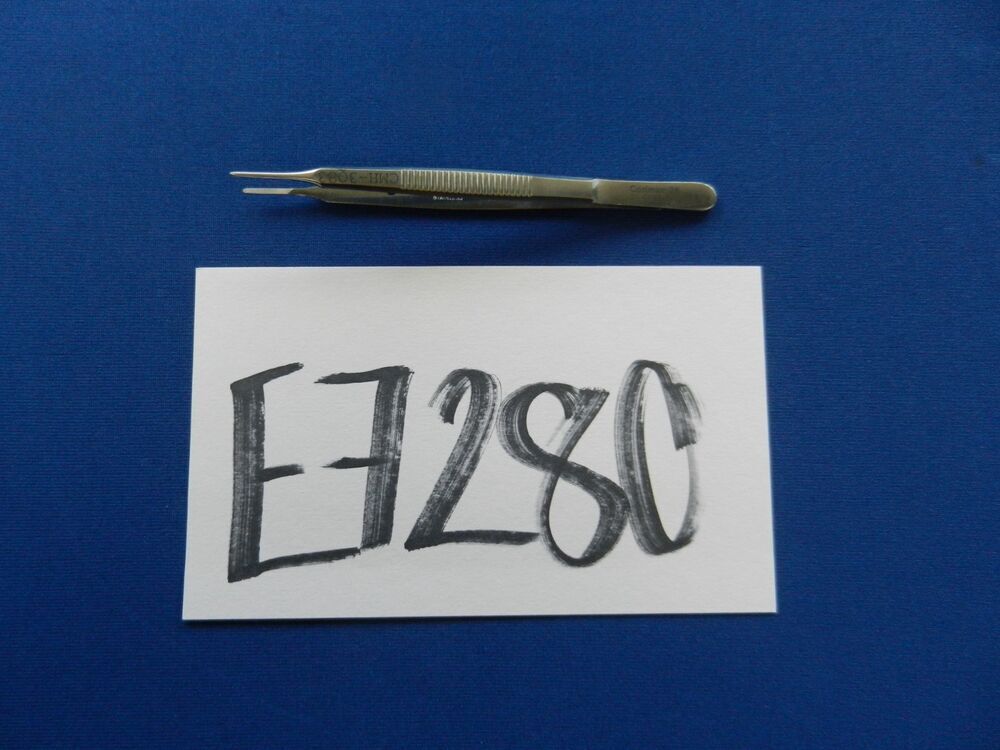 E7280 Codman 30-6690 Straight Forceps 10.5cm Overall Length
