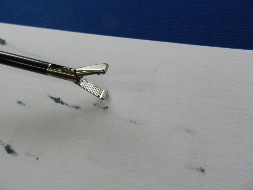 E7449 Jarit 625-113 Roto-Lok Atrau-Allis Grasping Forceps w/ Locking Lever 5mm - Image 4
