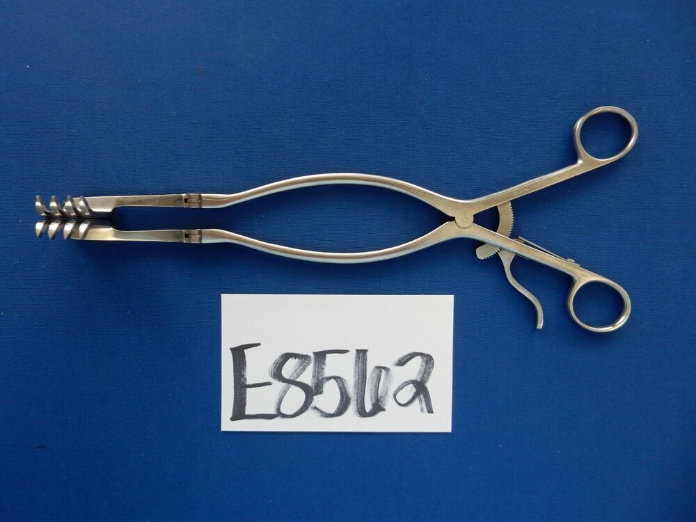 Zimmer 3050 Beckman Adson 25x25mm Retractor