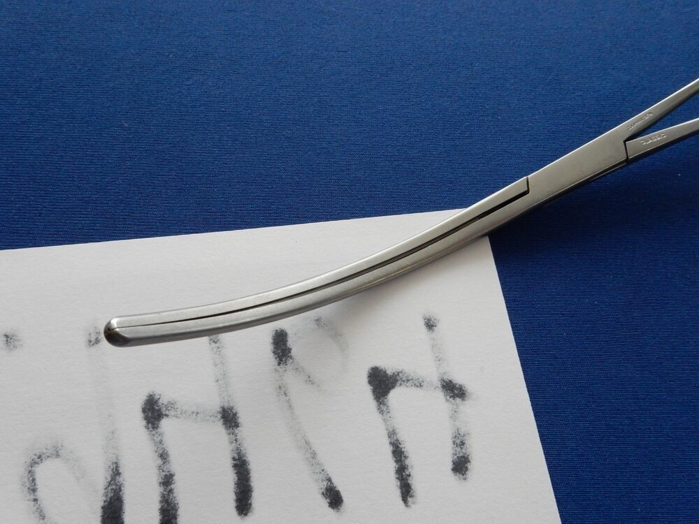 Codman 37-1113 DeBakey Clamp Forceps - Image 3