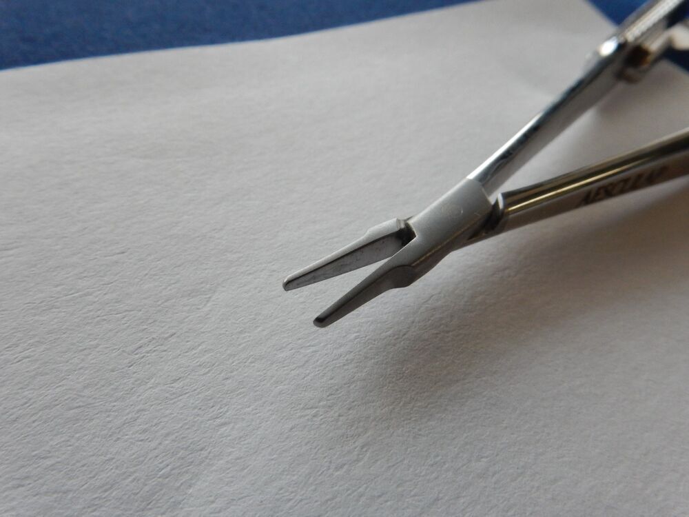 Aesculap MA351R Barraquer Micro Needle Holder 134mm - Image 5