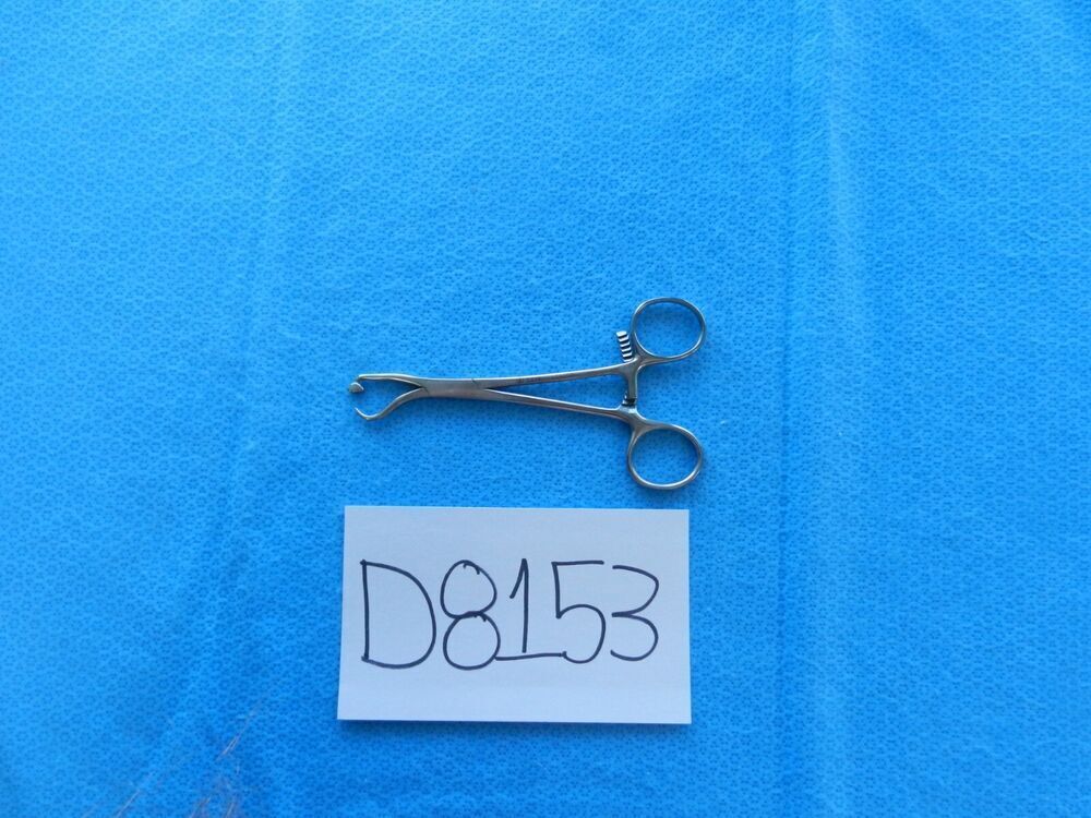 D8153 Zimmer Surgical Hooked Orthopedic Clamp Forceps 13cm Overall Length 2446
