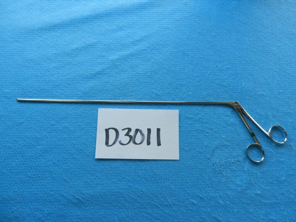 D3011 Pilling Surgical Up Angled 2mm 34cm Cup Forceps