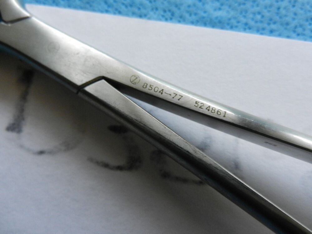 D3565 Zimmer Surgical Orthopedic Holding Forceps 8504-77 - Image 4