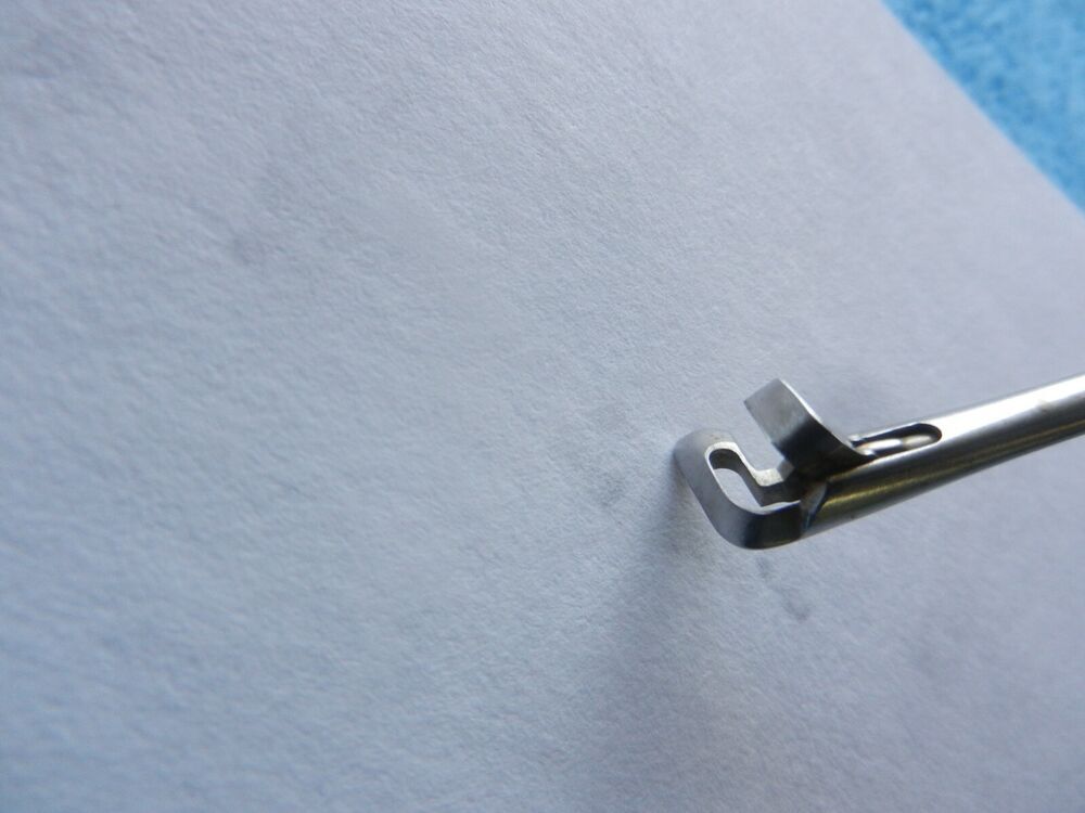 Stryker Surgical Orthopedic Arthroscopic Right Angle Punch 242-30-501 - Image 4